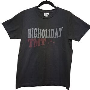 Big Holiday TMT Japan Co. ltd Graphic Tee 100 % Cotton Large Casual